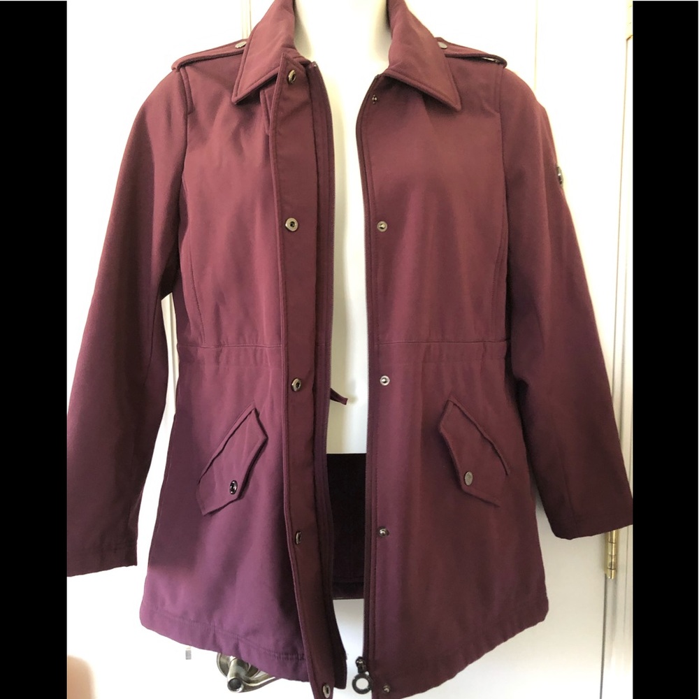 Calvin Klein waterproof jacket in plum size M